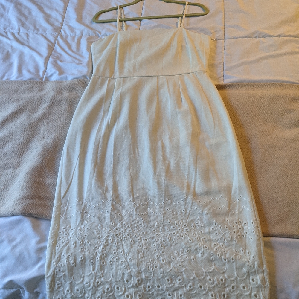 Large White dress